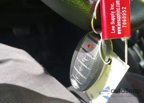 2020 Nissan Kicks Sr Xtronic Cvt z USA, uszkodzony, nr VIN 3N1CP5DV5LL575040